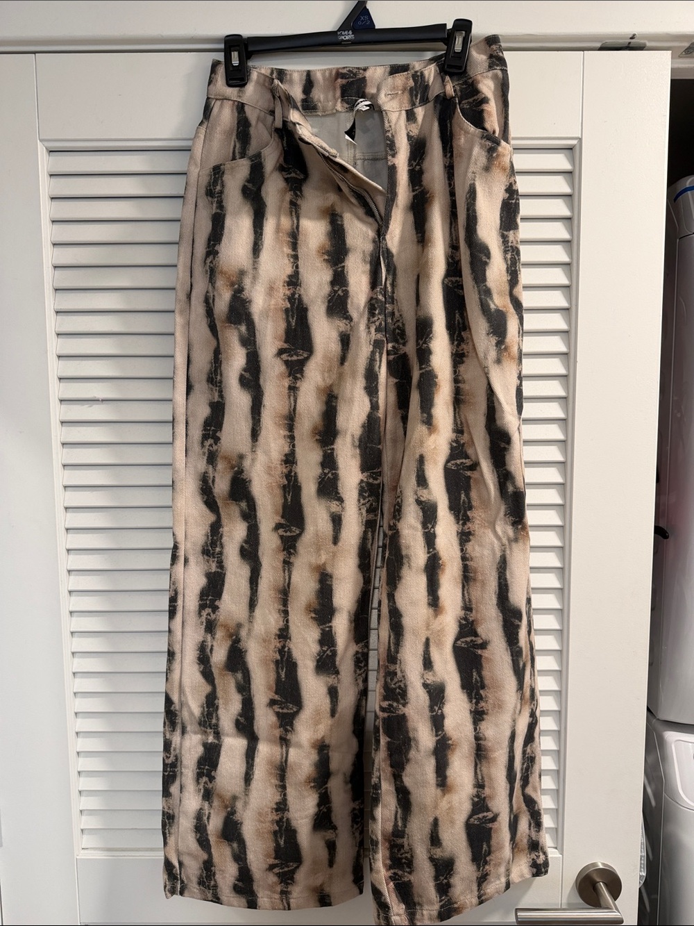 Fashion Nova Beige and Black Wide-Leg Printed Pants